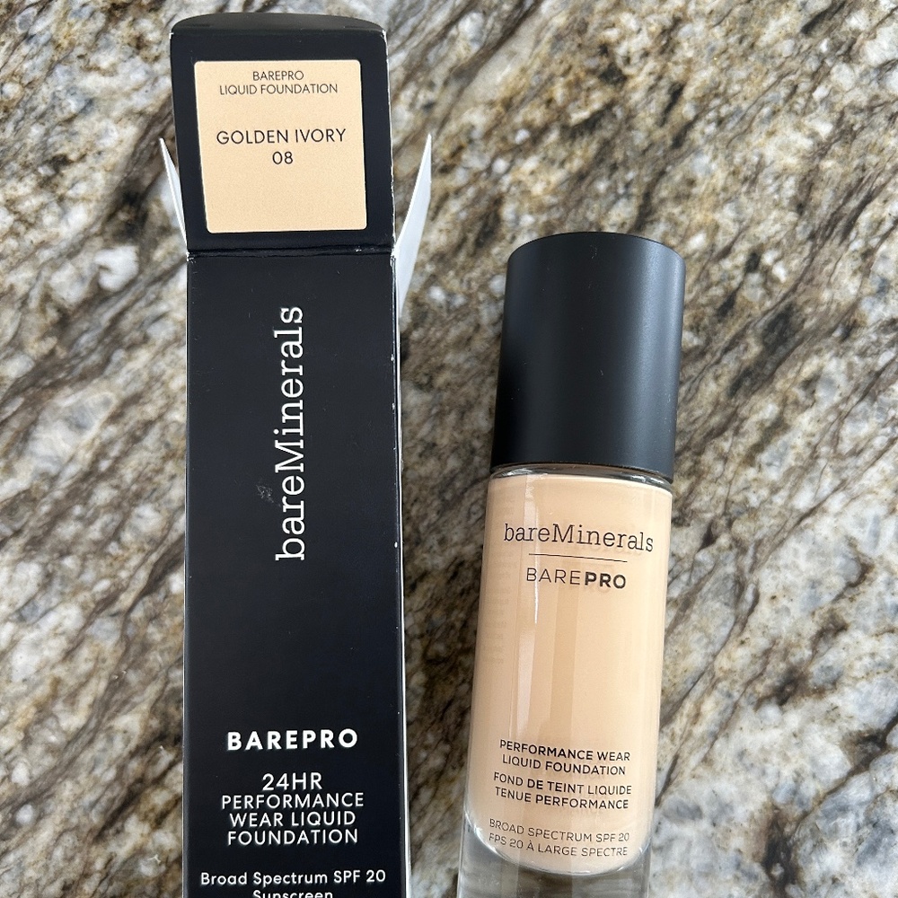 NEW!  bareMinerals BAREPRO 24HR PERFORMANCE WEAR LIQUID FOUNDATION W/ SPF 20